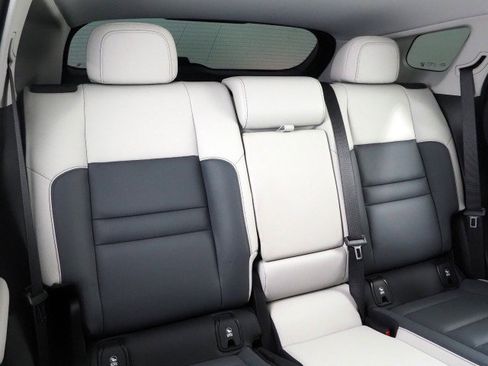 Used 2024 Honda Prologue Touring image 16