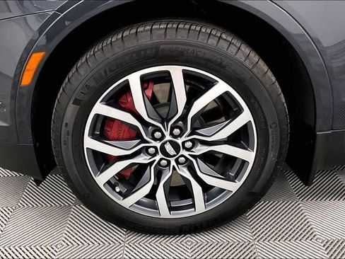 Used 2022 Cadillac XT5 Sportv w/ Technology Package image 10