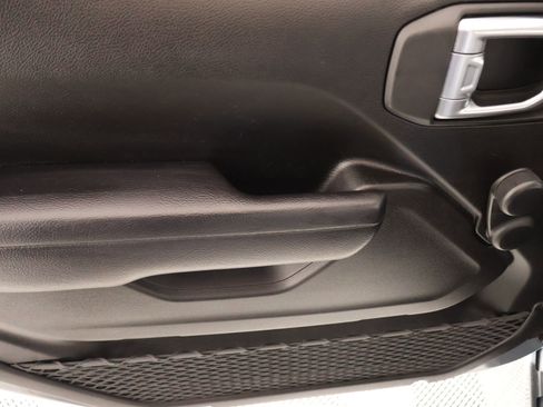 Used 2024 Jeep Wrangler Sport image 14