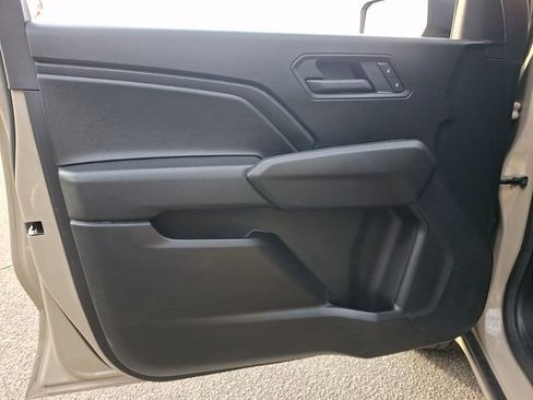 Used 2023 Chevrolet Colorado W/T RWD image 12