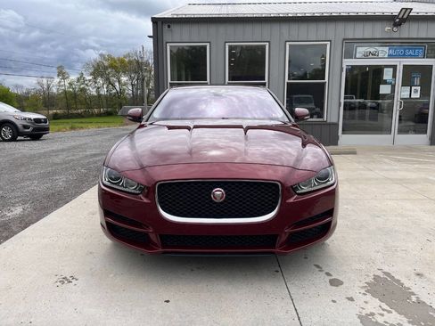 Used 2017 Jaguar XE Premium AWD/4WD image 2