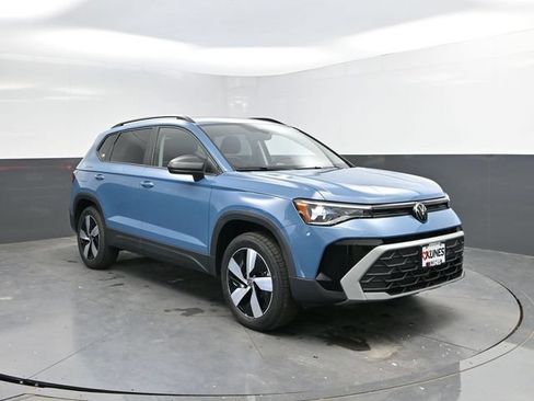 Used 2025 Volkswagen Taos S AWD/4WD image 4