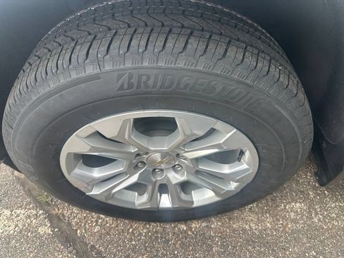 Used 2024 Chevrolet Silverado 1500 LTZ AWD/4WD image 13