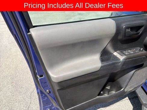 Used 2022 Toyota Tacoma SR5 w/ Technology Package AWD/4WD image 13