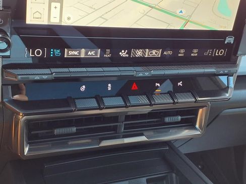 New 2025 GMC Hummer EV 3X AWD/4WD image 16