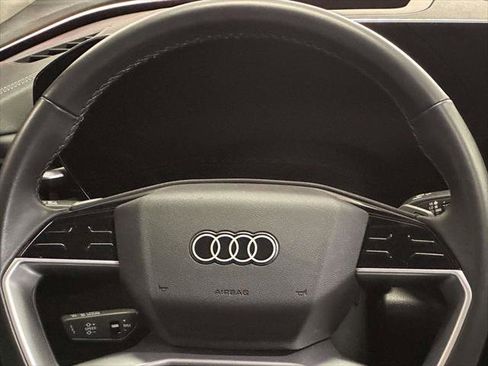 Used 2025 Audi Q5 Premium Plus w/ Premium Plus AWD/4WD image 20