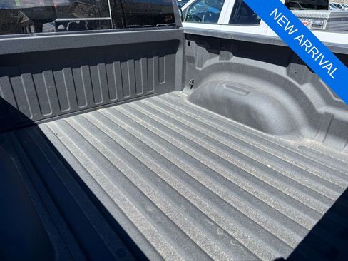 Used 2022 RAM 1500 Limited AWD/4WD image 6