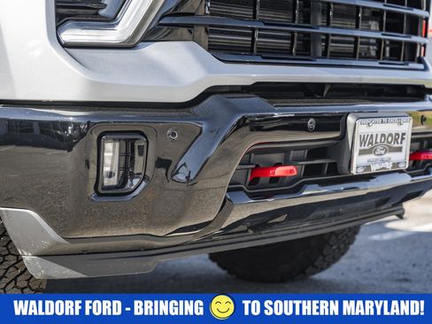 Used 2025 Chevrolet Silverado 2500 LT w/ Trail Boss Package image 14