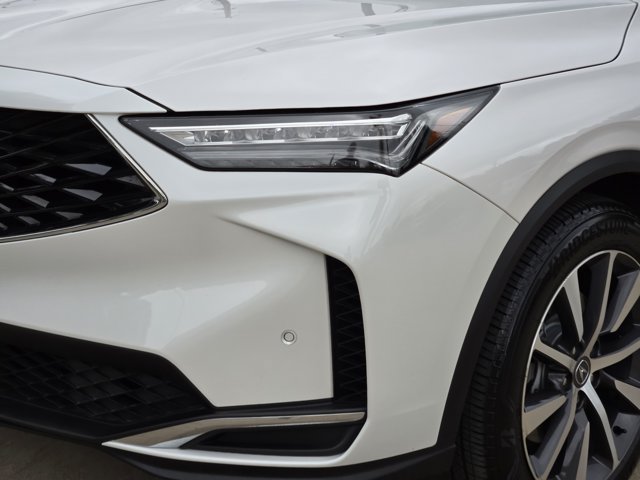 Certified 2026 Acura MDX w/ Technology Package FWD image 9