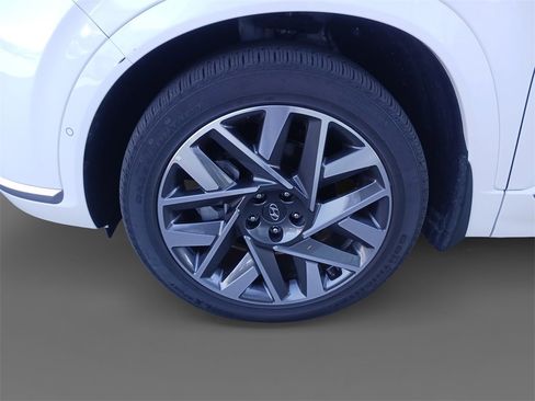Used 2023 Hyundai Santa Fe Calligraphy image 15