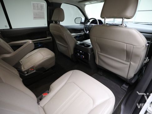 Used 2021 Ford Expedition Limited AWD/4WD image 12