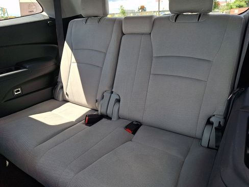 Used 2018 Honda Pilot EX image 11