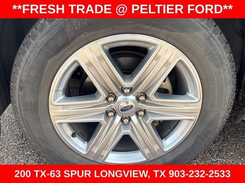 Used 2019 Ford Expedition XLT w/ Equipment Group 202A RWD image 5