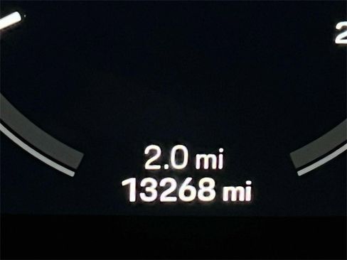 Used 2021 Porsche 911 Carrera image 42