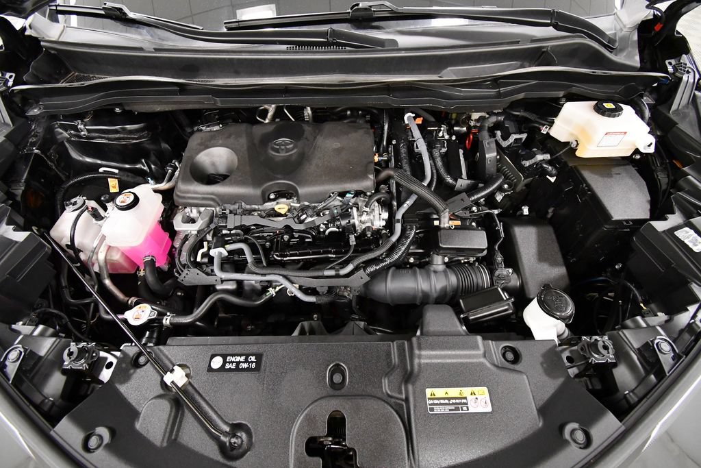 Used 2025 Toyota Sienna LE FWD image 12