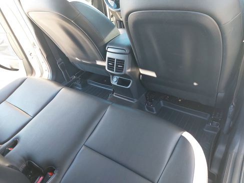 Used 2023 Kia Seltos S w/ Navigation Package image 12