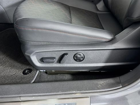 New 2026 Nissan Sentra SR FWD image 21