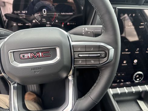 New 2026 GMC Terrain Elevation w/ Black Edition AWD/4WD image 19
