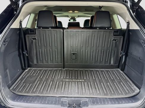 Used 2020 Toyota Highlander Limited image 27