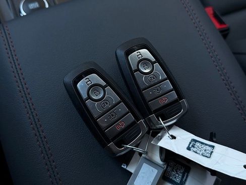 New 2026 Ford Explorer Active w/ Active Comfort Package image 65