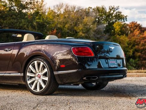 Used 2015 Bentley Continental GT image 48