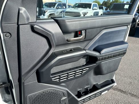 New 2026 Toyota 4Runner 4WD image 17