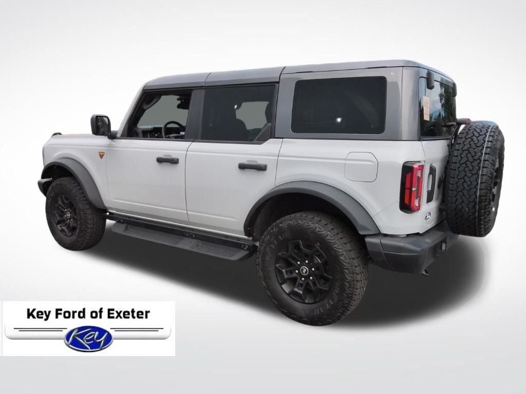 Used 2026 Ford Bronco Badlands AWD/4WD image 11