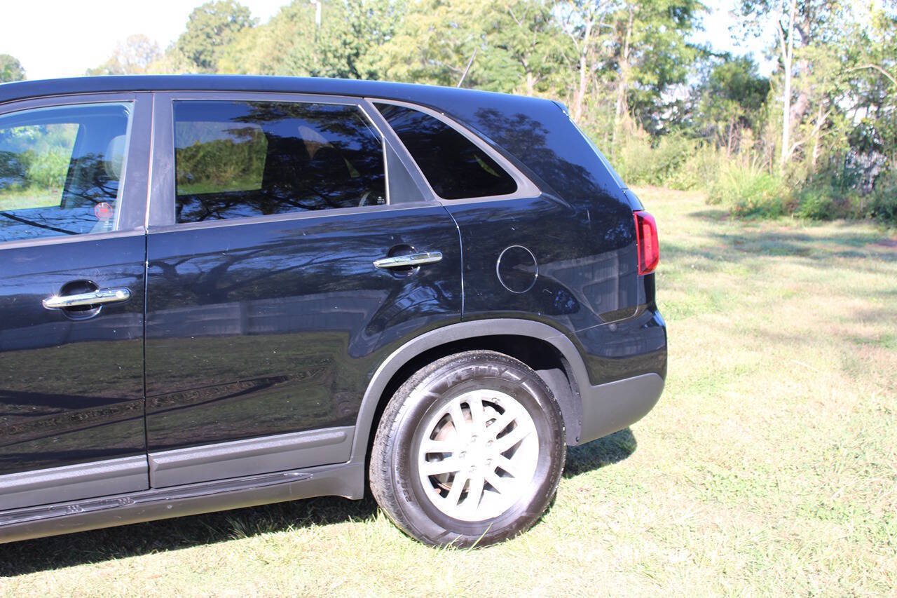 Used 2014 Kia Sorento LX FWD image 10
