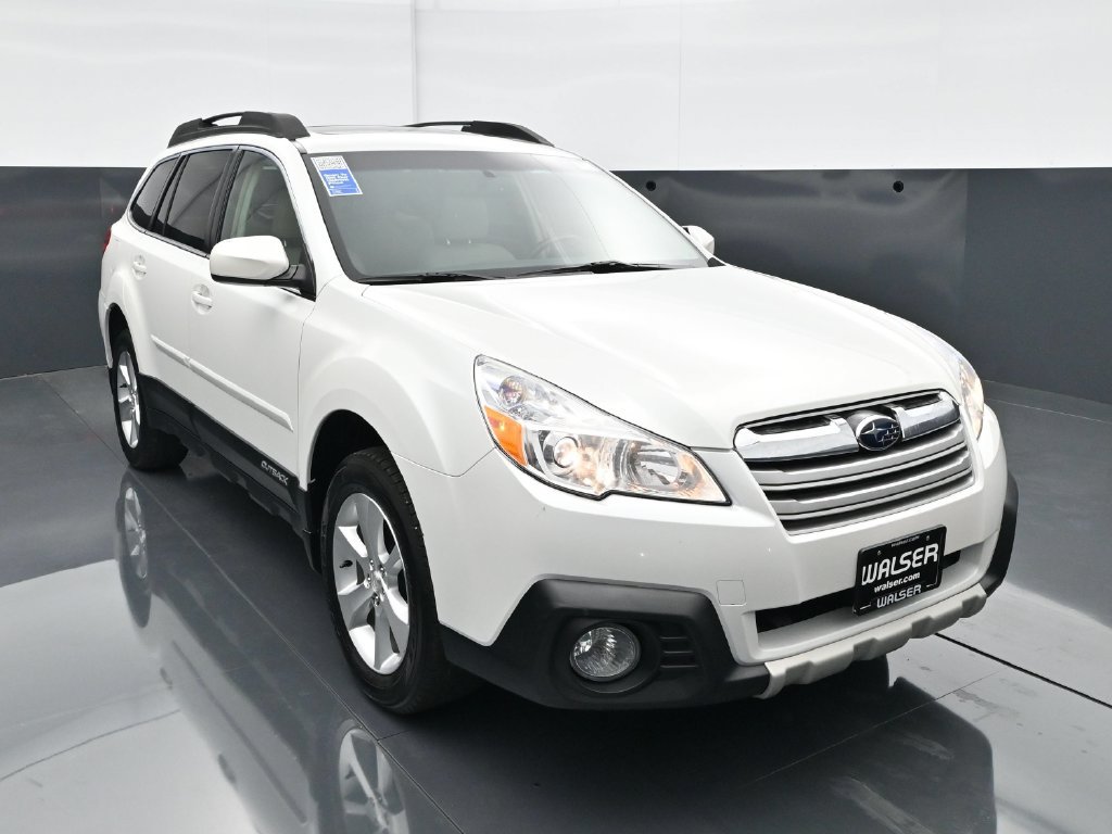 Used 2013 Subaru Outback 2.5i Limited AWD/4WD image 11