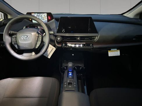 New 2026 Toyota Prius Plug-In Hybrid FWD image 12