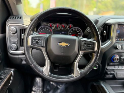 Used 2020 Chevrolet Silverado 2500 LT w/ Convenience Package image 42
