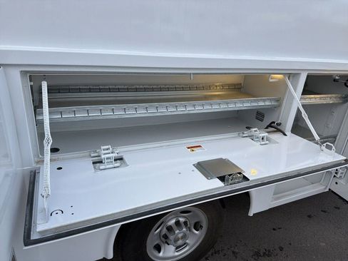 New 2025 Chevrolet Express 3500 w/ Power Convenience Package image 22