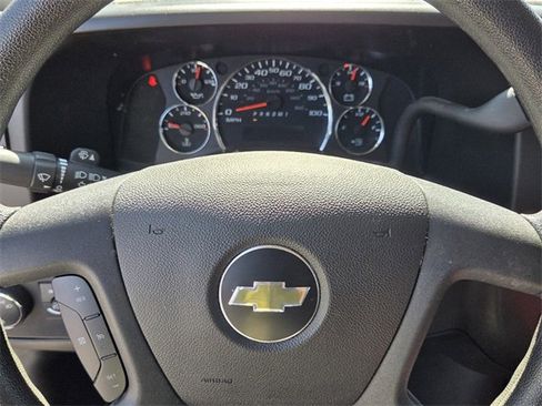 Used 2024 Chevrolet Express 2500 135 w/ Driver Convenience Package image 25