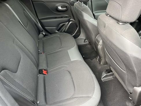 Used 2023 Jeep Renegade Latitude w/ Sun/Sound Group AWD/4WD image 19