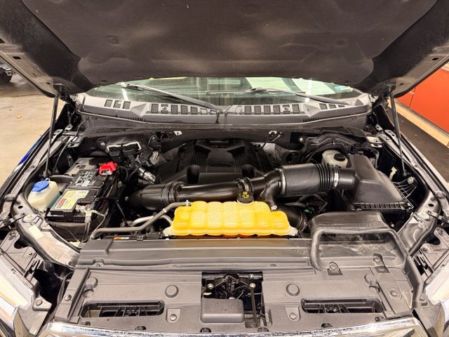 Used 2017 Ford F150 Lariat w/ Equipment Group 502A Luxury AWD/4WD image 28
