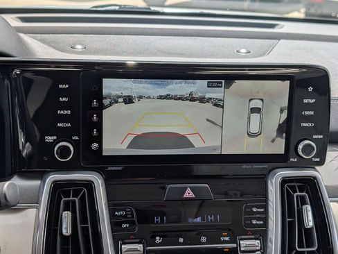 Certified 2023 Kia Sorento SX Prestige AWD/4WD image 18