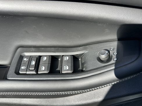 New 2025 Jeep Grand Cherokee L Altitude image 29