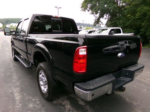Used 2016 Ford F250 XLT w/ XLT Premium Package AWD/4WD image 7