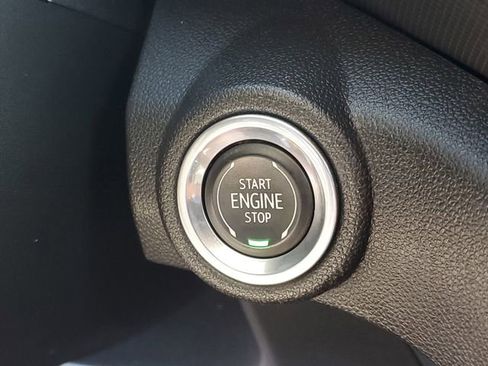 Certified 2021 Chevrolet TrailBlazer RS w/ Convenience Package FWD image 23