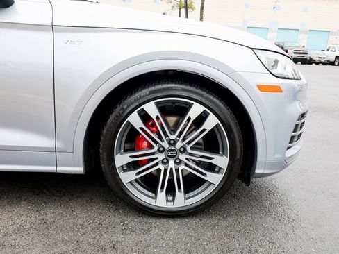 Used 2018 Audi SQ5 Prestige w/ Prestige Package image 31
