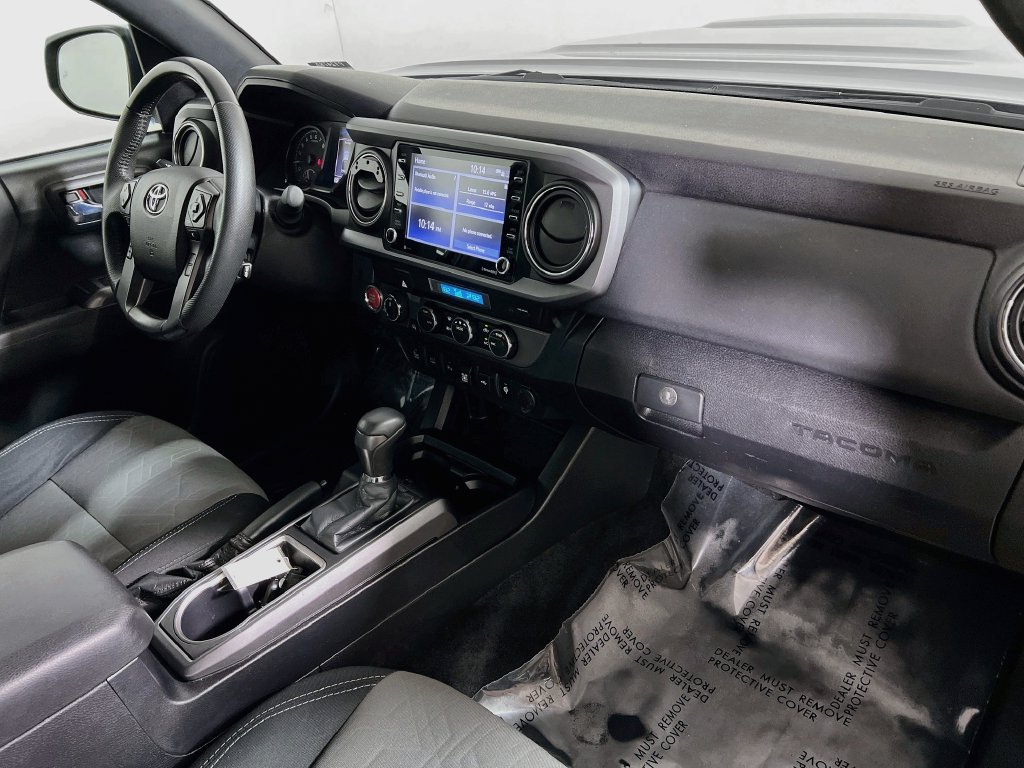 Used 2021 Toyota Tacoma TRD Sport w/ Technology Package AWD/4WD image 25