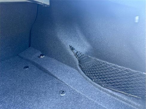 Used 2017 BMW M2 image 40