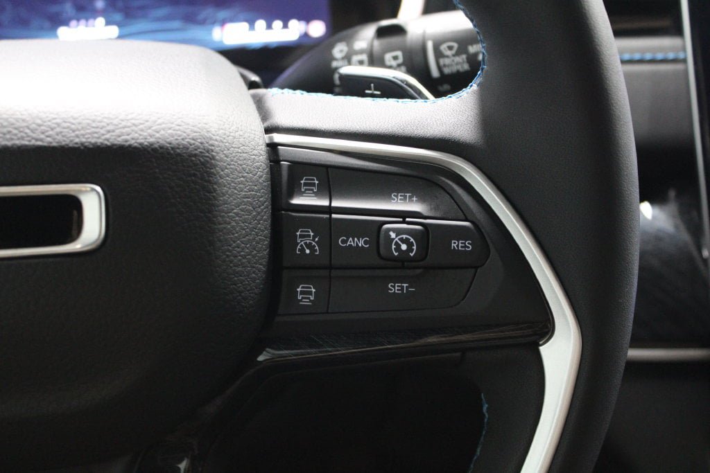 Used 2022 Jeep Grand Cherokee Trailhawk AWD/4WD image 36