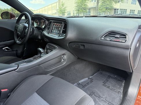 Used 2022 Dodge Challenger R/T Scat Pack image 21