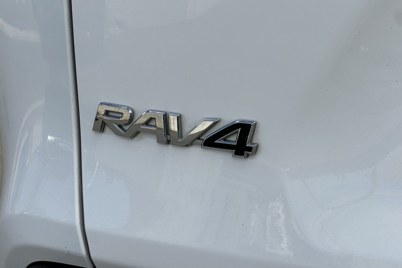 Certified 2021 Toyota RAV4 LE AWD/4WD image 30