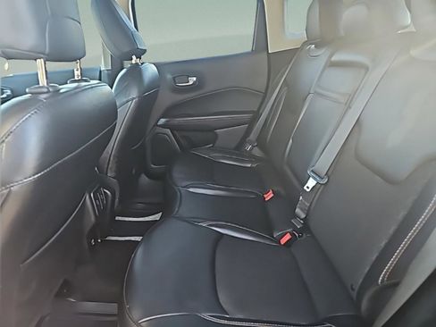 Used 2020 Jeep Compass Latitude image 22