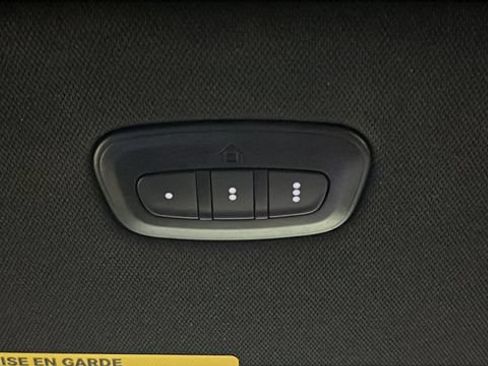 Used 2023 Jeep Wagoneer Series III w/ Convenience Group I AWD/4WD image 32