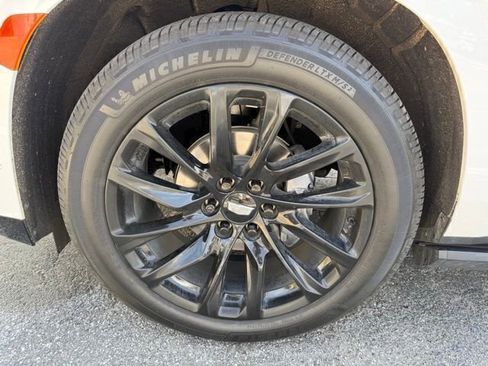 Used 2023 Cadillac Escalade ESV Sport Platinum w/ LPO, ONYX Package image 6