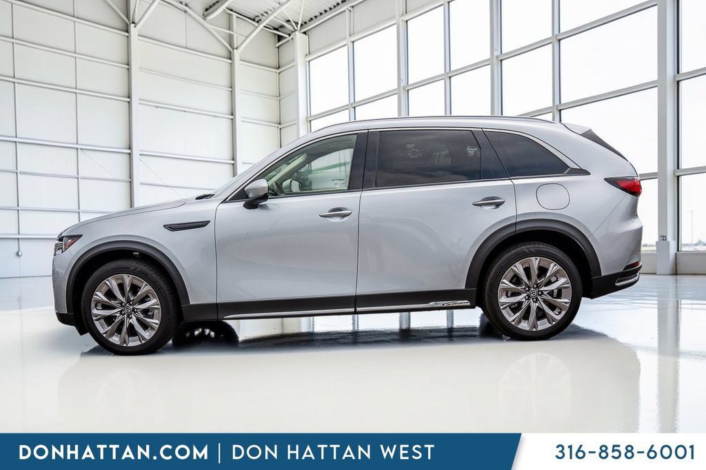 Used 2024 MAZDA CX-90 3.3 Turbo w/ Premium Package AWD/4WD image 2