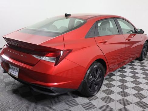 Used 2023 Hyundai Elantra SEL w/ Winter Weather Package FWD image 8